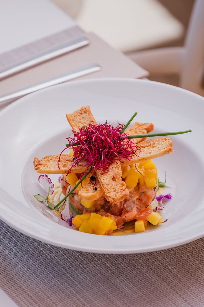 Tartar de salmón y mango