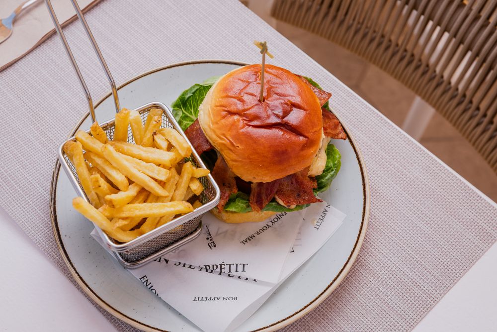 Hamburguesa con patatas